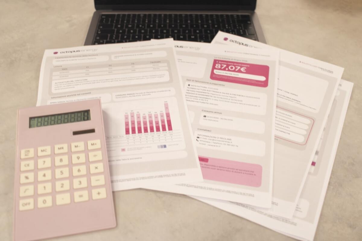Cash Stuffing, Reloaded: How Digital Envelope Budgeting Can Stop “Where Did My Money Go?” Moments