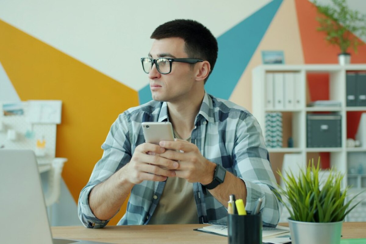 The “Coffee Nap”: How 15 Minutes Can Make You Feel More Awake Than Another Cup